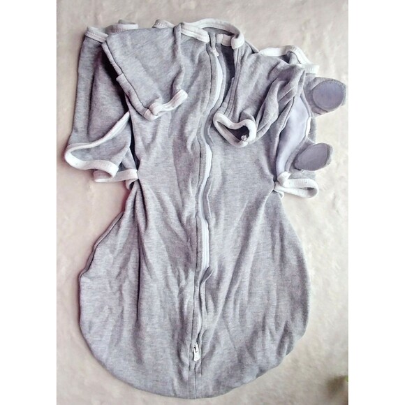 Swaddle wrap Newborn University of Michigan Health West blanket comfort - Picture 3 of 7